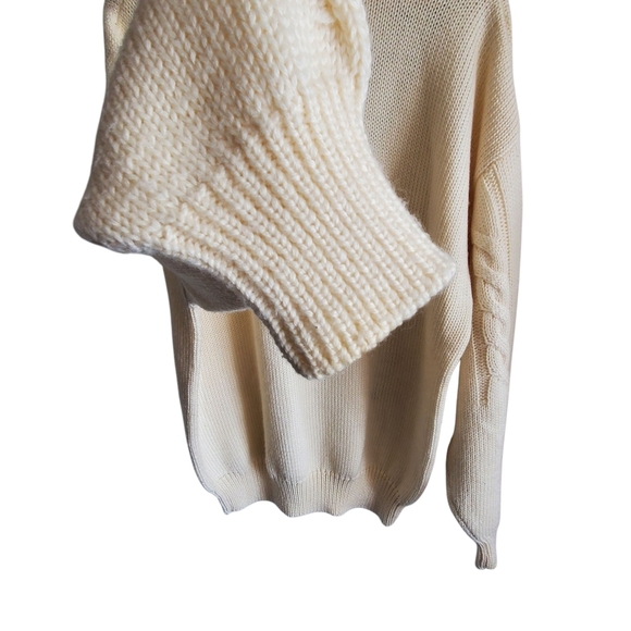 Vintage Gant Cream Knit V-Neck Sweater Size L - Picture 2 of 8